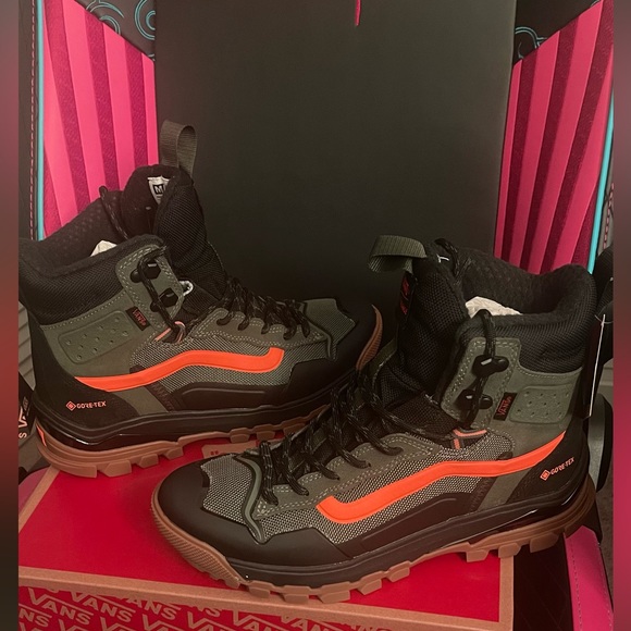 VANS ULTRARANGE EXO HI GORE-TEX MTE-3